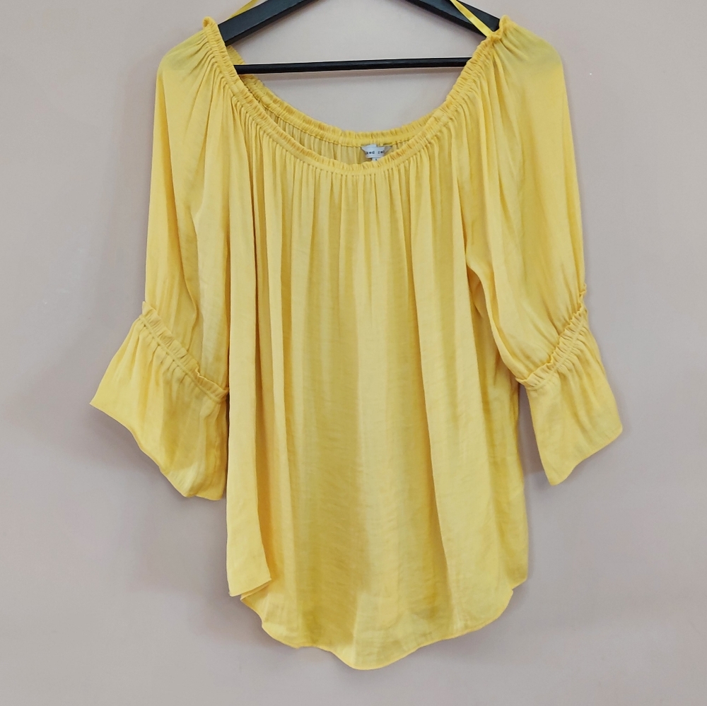 Naked Zebra yellow off the shoulder blouse with ruffle 3/4 sleeve size large